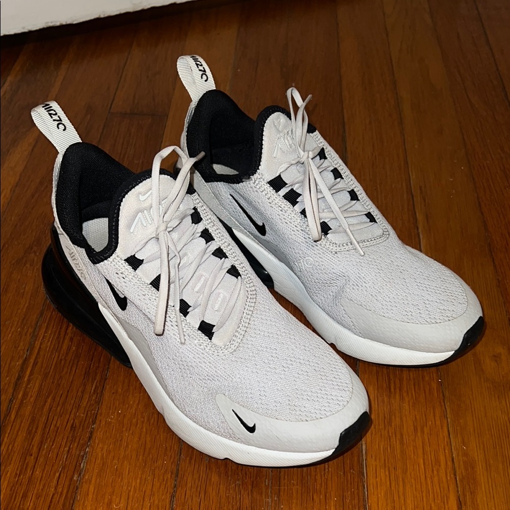 Nike Air Max 270 Gray and Black Sneakers
